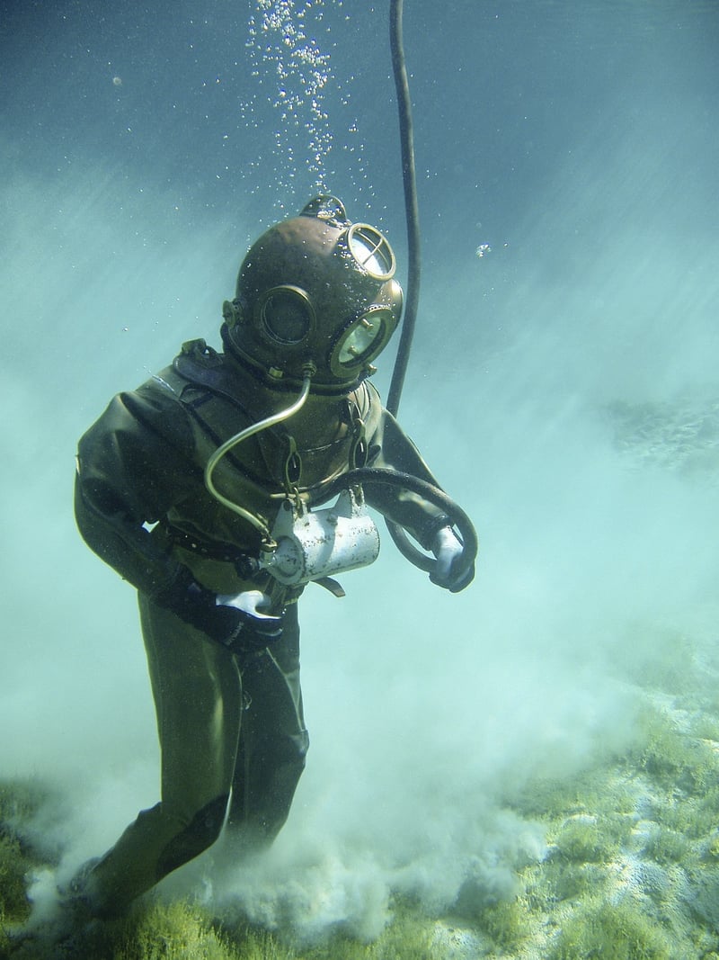 Snorkeling fins